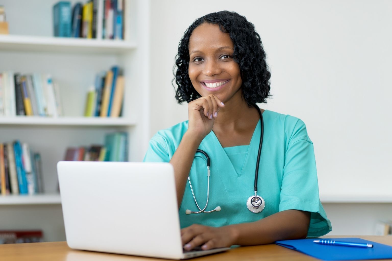 Santé au Cameroun I La formation en Naturopathie